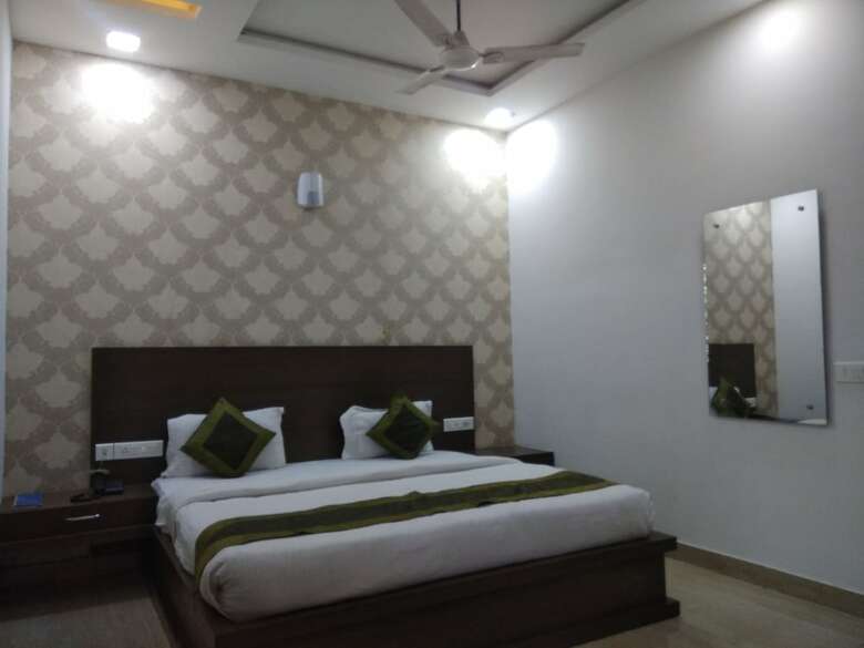 Hotel Heaven And Resort