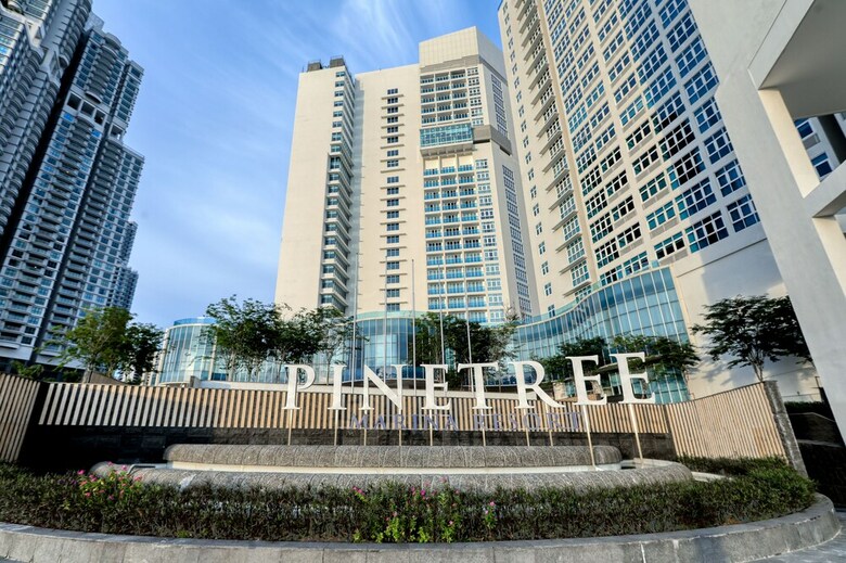 Aparthotel Pinetree Marina Resort