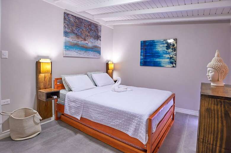 Eagle's Base Villa & Cottage