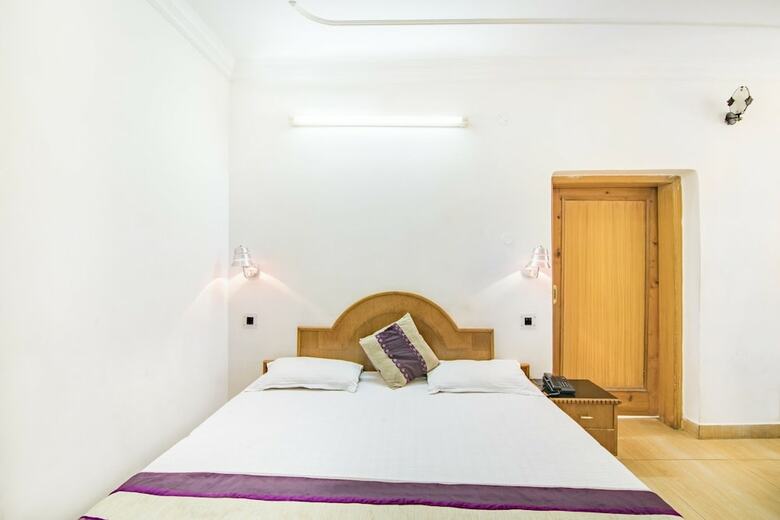 Hotel Guesthouser 2 Br Boutique Stay 2472