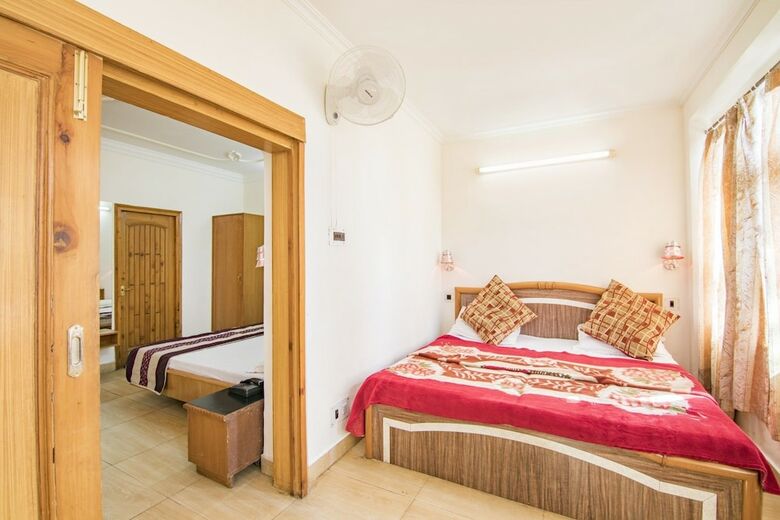 Hotel Guesthouser 2 Br Boutique Stay 2472