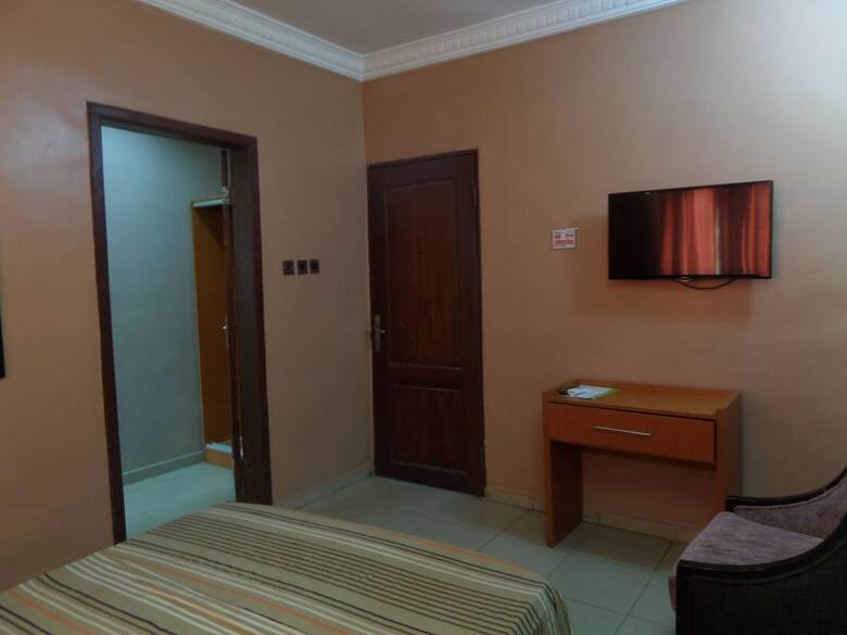 O'nice Hotel And Suites Limited