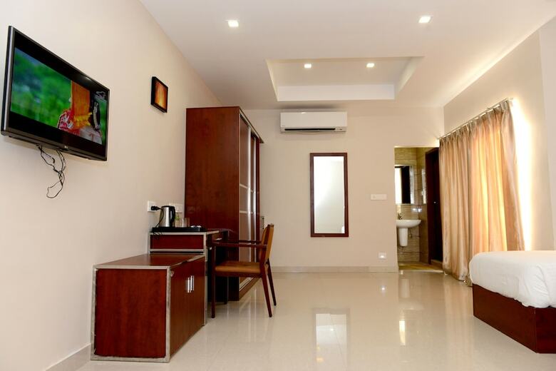 Hotel Awinco International