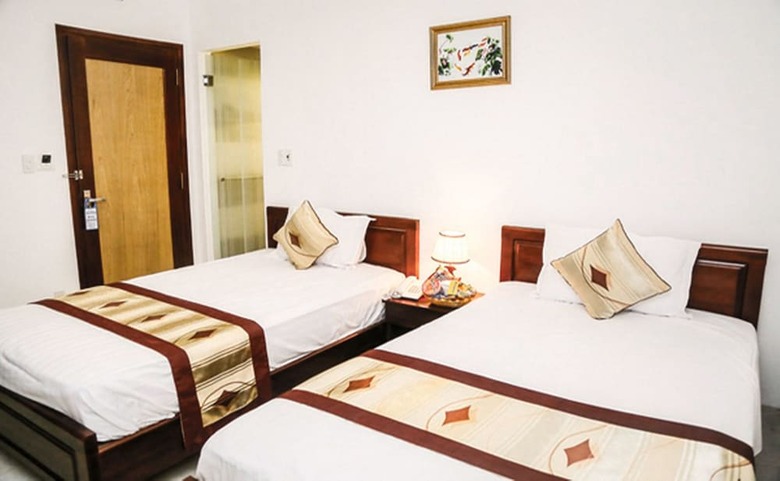Little Gold Hotel