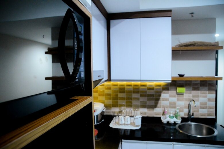2 Bedrooms The Wave Kuningan Apartment By Travelio