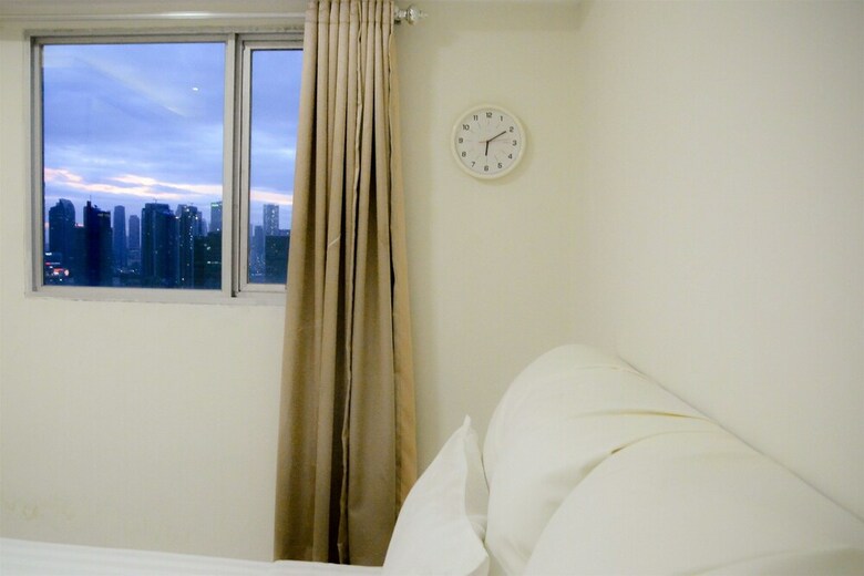 2 Bedrooms The Wave Kuningan Apartment By Travelio