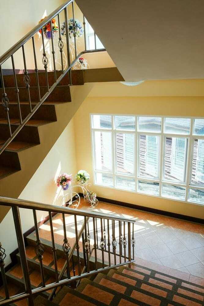 Hotel Raya Rawai Place