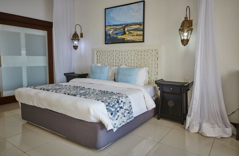 Aparthotel Tamarind Village Apartments