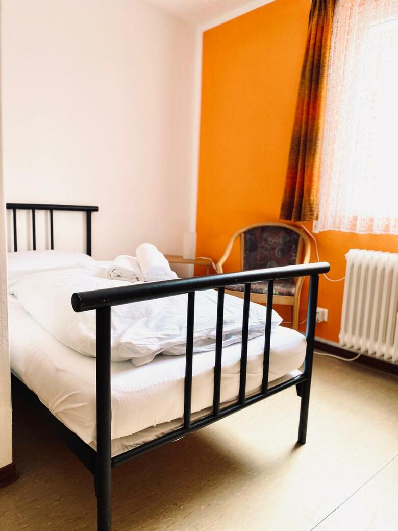 Hostal Hotel Auerhahn