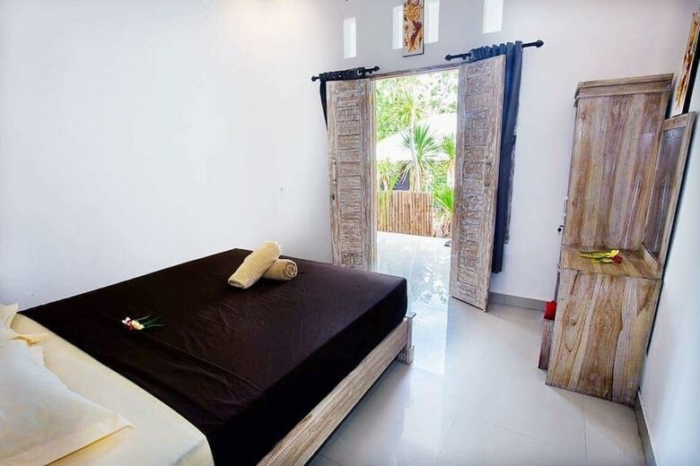 Hotel D'reborn Guest House