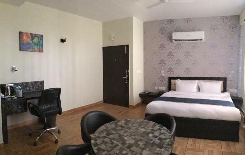 Hotel The Park Residency