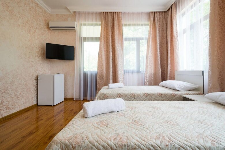 Sunny Hotel