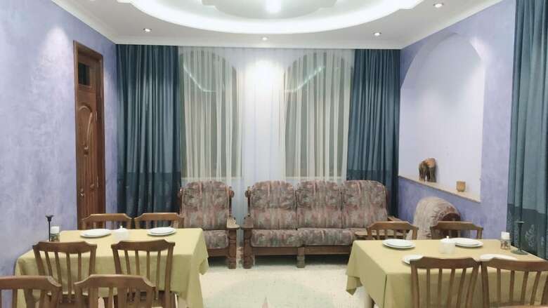 Sunny Hotel