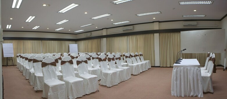 Grand Sunset Angkor Hotel