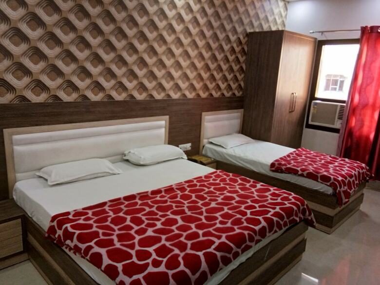 Hotel Puri Guest House