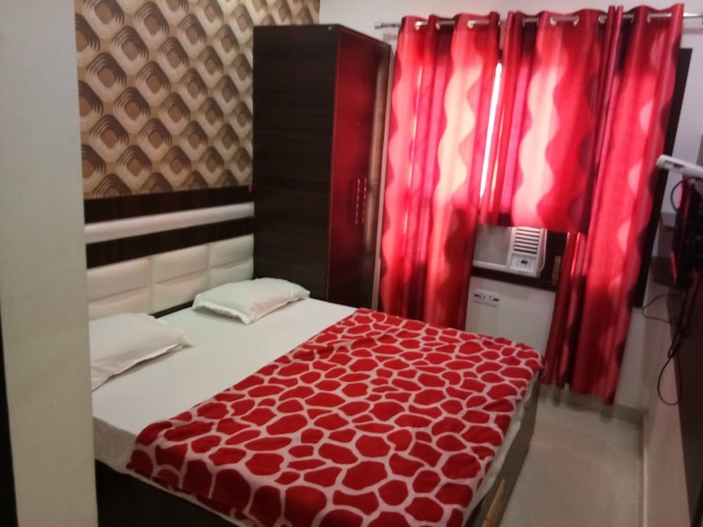 Hotel Puri Guest House