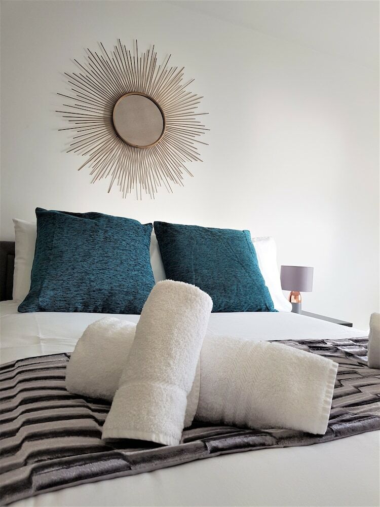 One To One Apartments