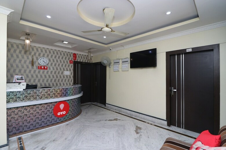 Hotel Oyo 11703 Hemlata Lodge