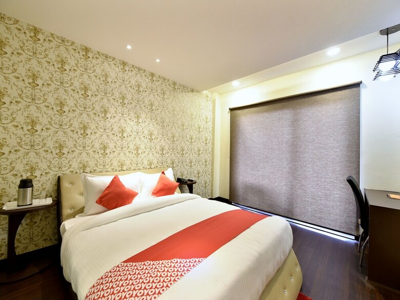 Hotel Oyo 13217 S S International