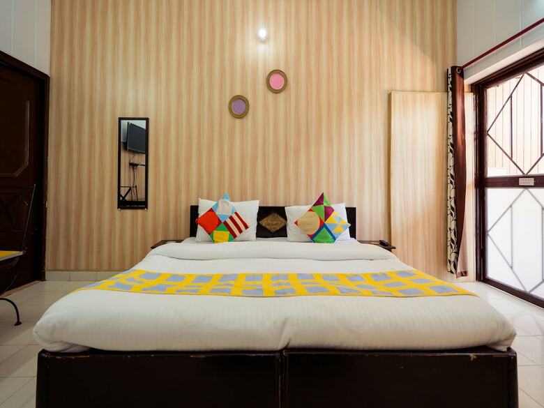Hotel Oyo 13154 Home Serene 3bhk Mussoorie Bypass