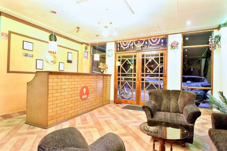 Oyo 12740 Hotel Amandeep