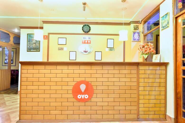 Oyo 12740 Hotel Amandeep