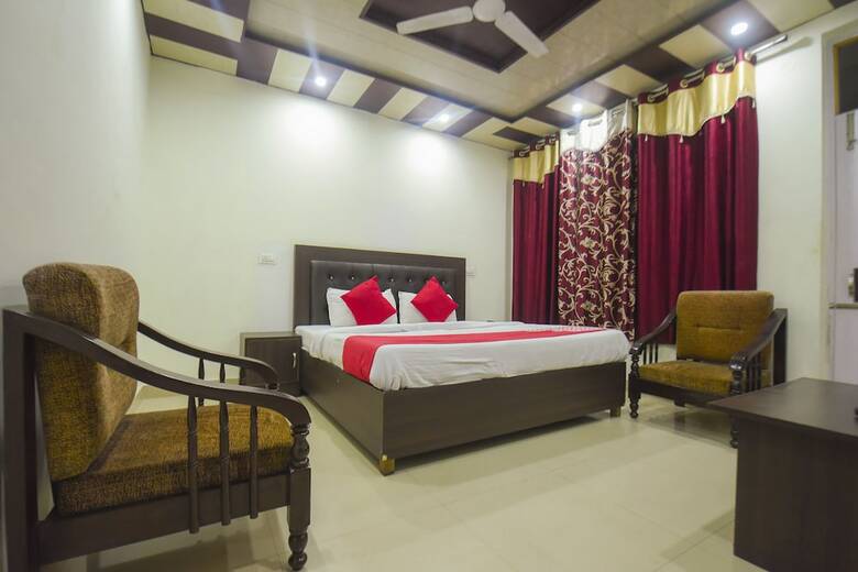 Oyo 7917 Hotel Sunbeam