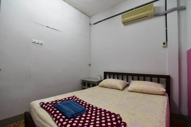 Hostal Friend House - Adults Only