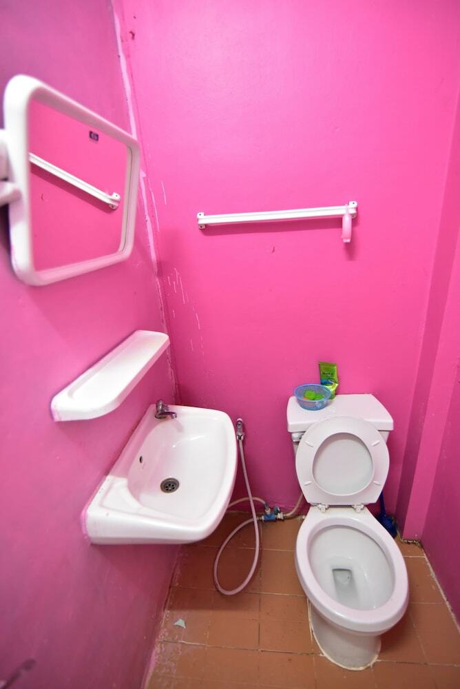 Hostal Friend House - Adults Only
