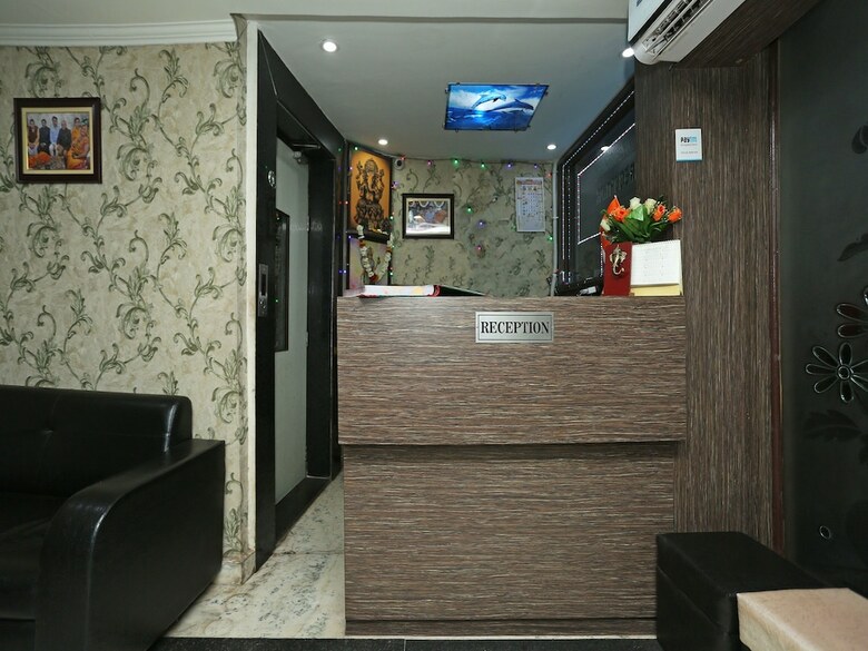 Oyo 11943 Hotel Yugantar Palace