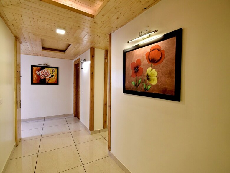 Hotel Oyo 13091 Manali Grand
