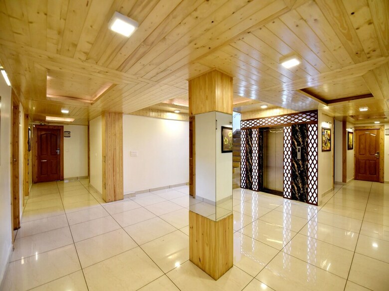 Hotel Oyo 13091 Manali Grand