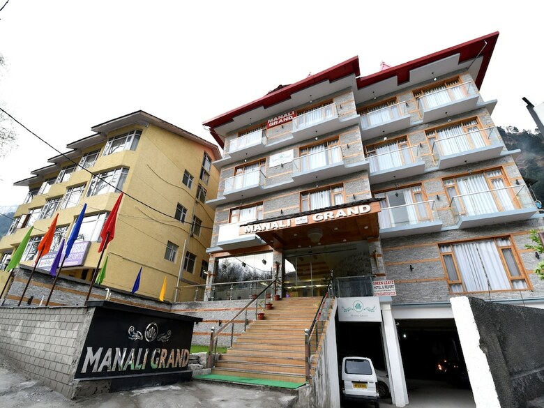 Hotel Oyo 13091 Manali Grand