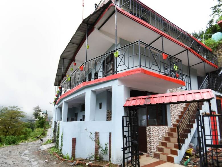 Hotel Oyo 13347 Home Studios Kasauli