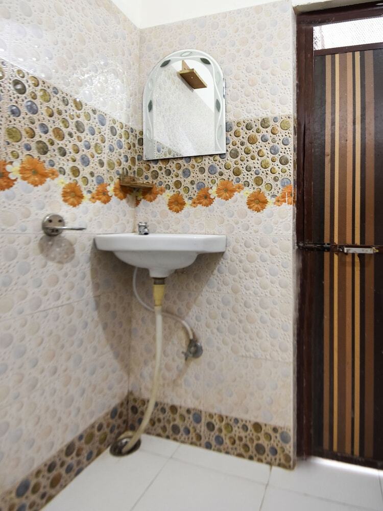 Hotel Oyo 13347 Home Studios Kasauli