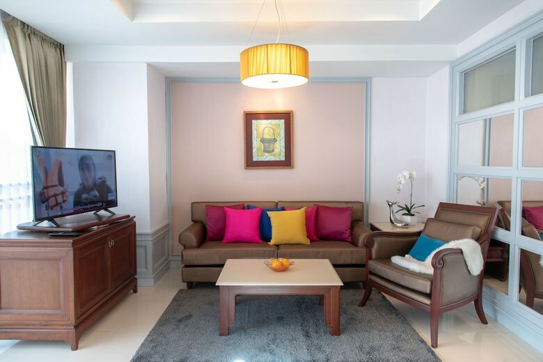 Antique Palace Apartment
