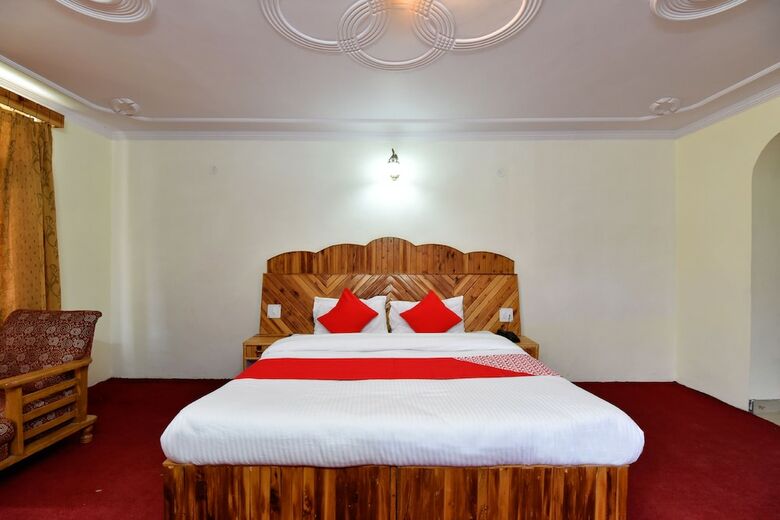 Hotel Oyo 13232 Red Rose Cottage