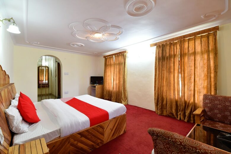Hotel Oyo 13232 Red Rose Cottage