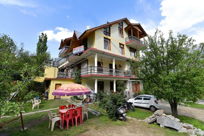 Hotel Oyo 13232 Red Rose Cottage