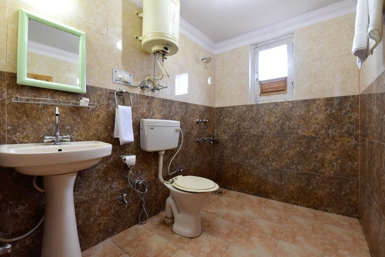 Hotel Oyo 13232 Red Rose Cottage