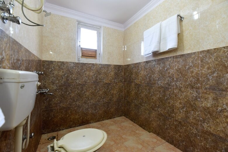 Hotel Oyo 13232 Red Rose Cottage