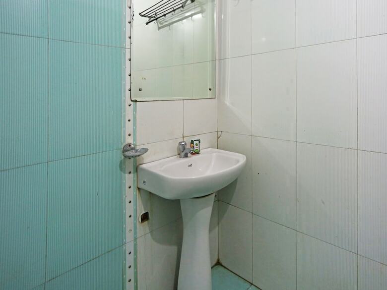 Oyo 13333 Hotel Orchid Inn