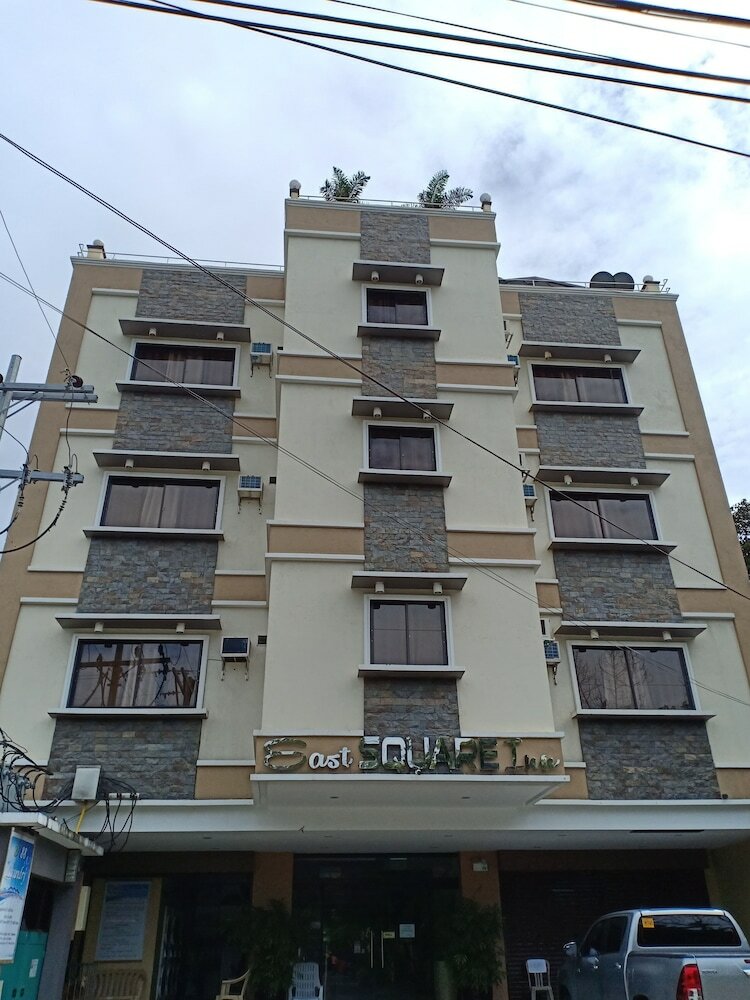 Hotel East Square Inn