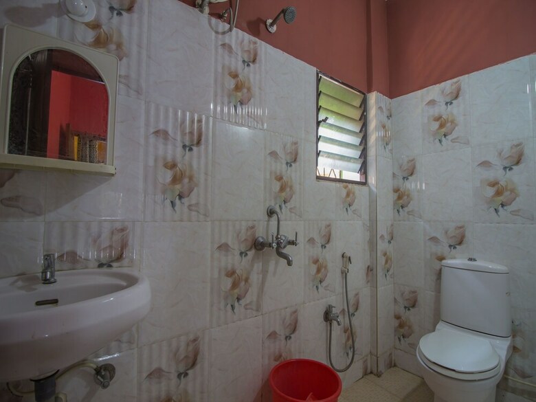 Hotel Oyo 12304 Home Cozy Studio Baga
