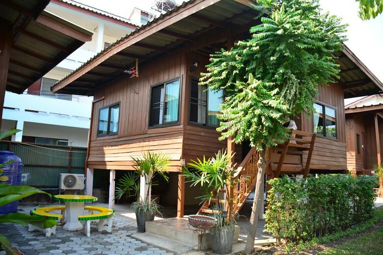 Hotel Cozy Stay In Old Town