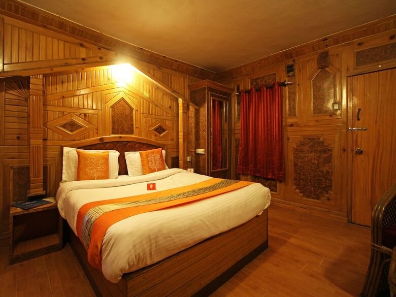 Oyo 5227 Hotel New Bharat