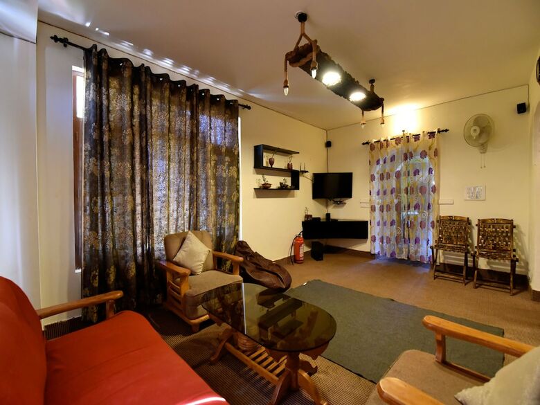 Apartamentos Oyo 13350 Home Hill View Naggar Road
