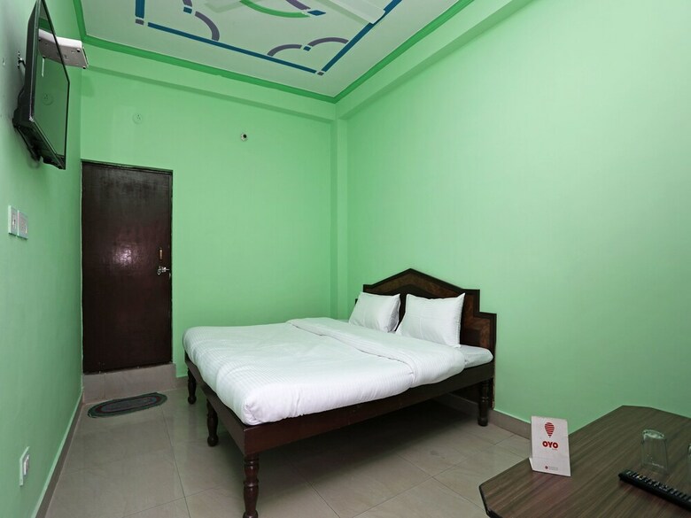Hotel Oyo 13171 Home Exotic Studios Kempty Fall