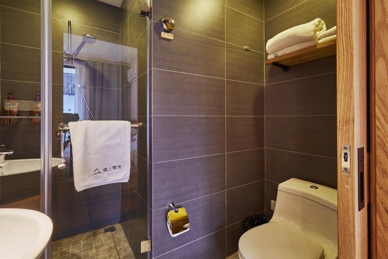Yueshang Yunshe Boutique Hotel