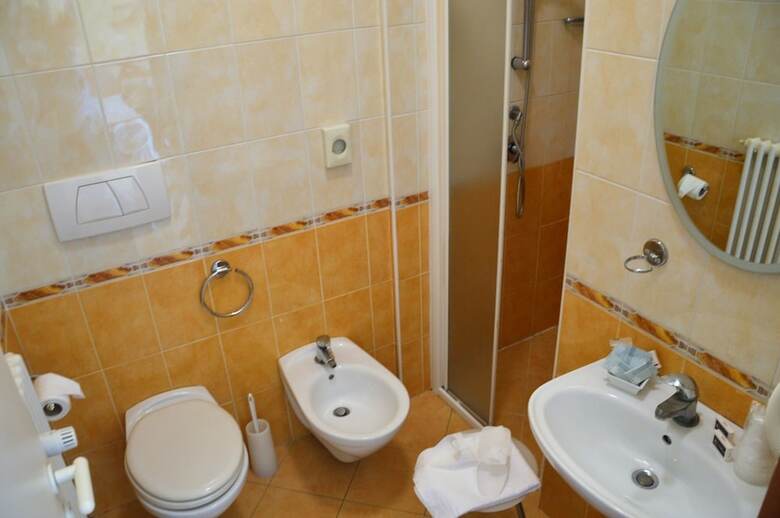 Hotel Carolin